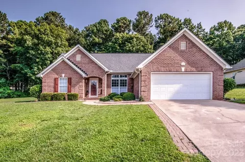 120 Whimbrel Ln, Mooresville, NC 28117