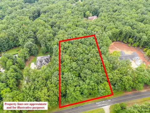 260 Laurel Cove Rd, Statesville, NC 28677