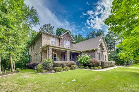 16140 Calverie Ct, Charlotte, NC 28278