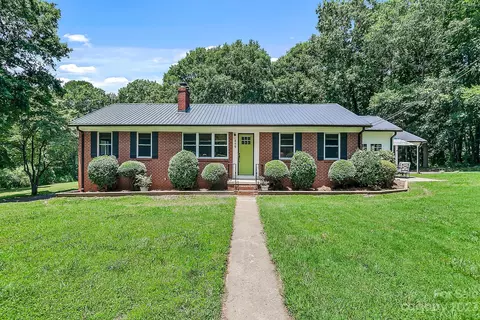490 Joe Ross St, Lincolnton, NC 28092