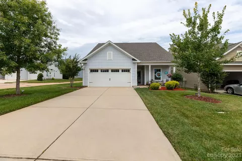 31207 Cove View Ct, Lancaster, SC 29720