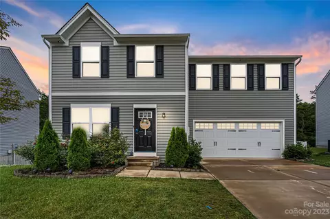 2447 Willow Pond Ln, Concord, NC 28025