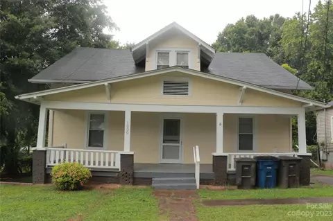 1030 5th St, Statesville, NC 28677