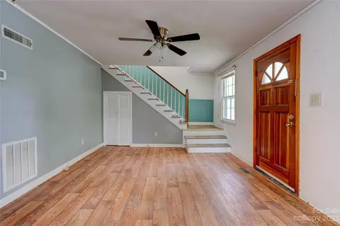 403 E Ridge St, Kings Mountain, NC 28086