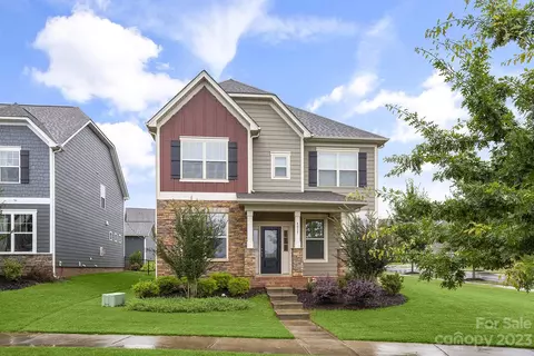 4037 Silverwood Dr, Waxhaw, NC 28173
