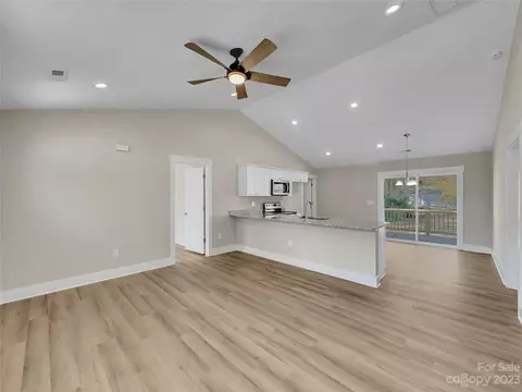 508 Rock St, Lancaster, SC 29720 photo 6