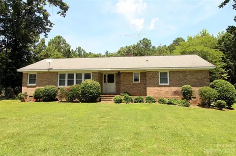854 Wilmoth Rd, Clover, SC 29710