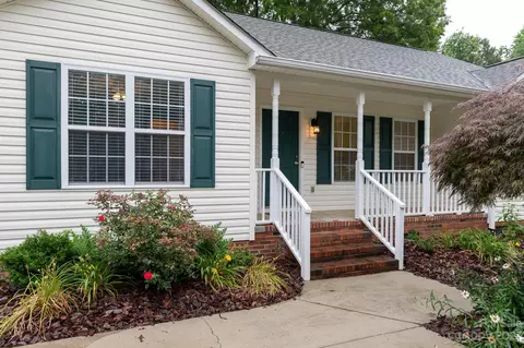 2281 Kestrel Dr, Rock Hill, SC 29732