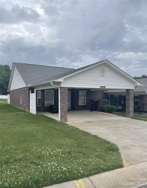 7007 Owens Ct #A, Lowell, NC 28098