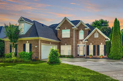 186 Lake Commons Dr, Rock Hill, SC 29732
