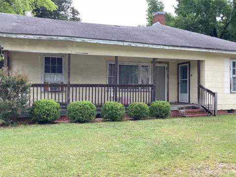 115 1st St, Kershaw, SC 29067
