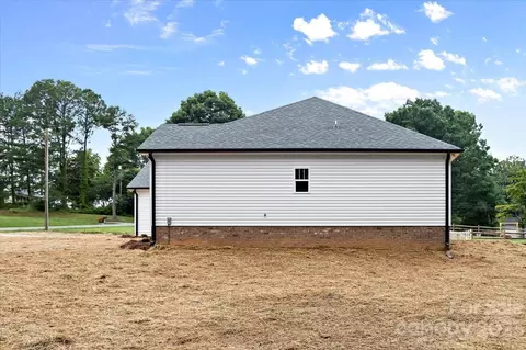 1009 E 22nd St, Kannapolis, NC 28083 photo 6
