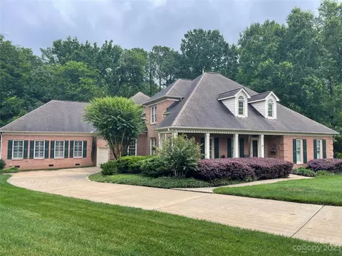 1259 Greenside Dr NW, Concord, NC 28027