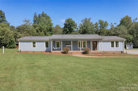 398 Woodgrove Dr, Mount Ulla, NC 28125