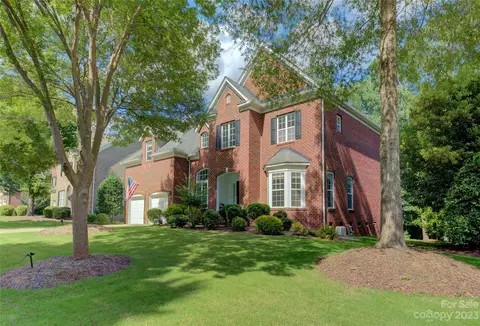 16720 Hammock Creek Pl, Charlotte, NC 28278