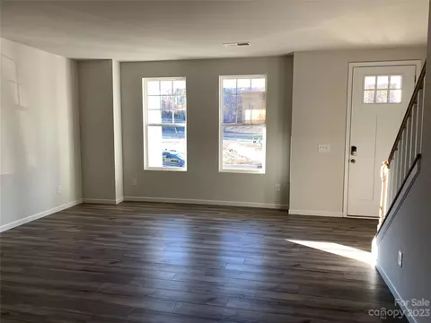 322 Cramerton Mills Pkwy #11, Cramerton, NC 28032