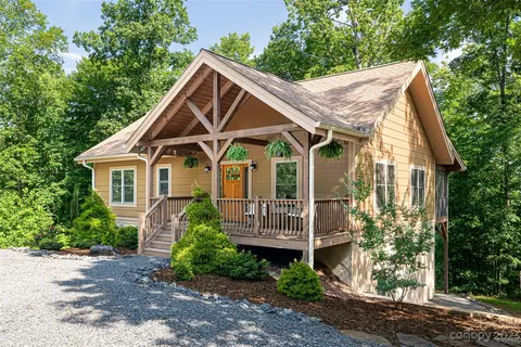 555 Nathan Mcdaniel Dr, Nebo, NC 28761