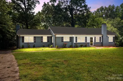 4706 Gaynelle Dr, Charlotte, NC 28215
