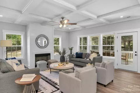 1086 Sage Pine Cir, Clover, SC 29710