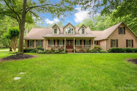 788 Sanside Dr, York, SC 29745