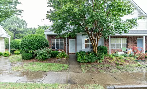12237 Hood Bend Ct, Charlotte, NC 28273