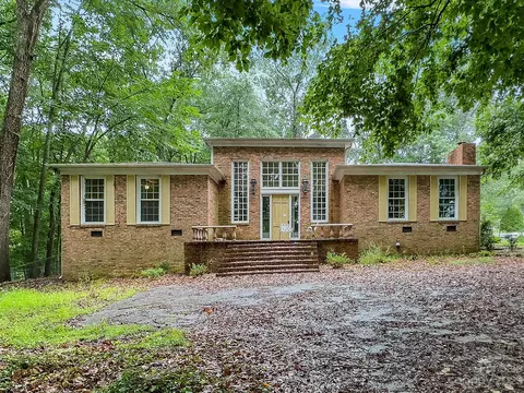 7800 Sardis Rd, Charlotte, NC 28270
