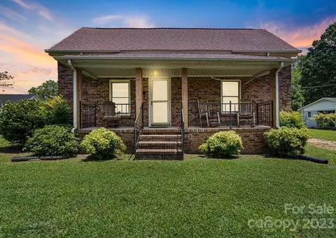 603 S Styers St, Cherryville, NC 28021