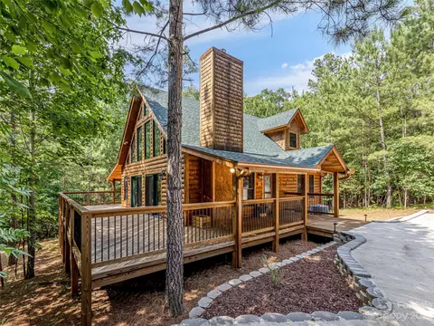 171 N Dakota Dr, Rutherfordton, NC 28139