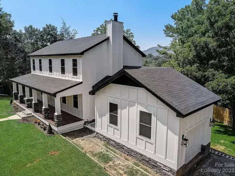 12 Clairmont Ave, Asheville, NC 28804