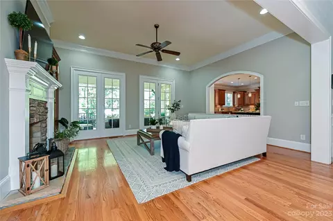 19523 Overleaf Ln, Davidson, NC 28036 photo 9