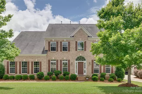 1306 Hahn Ct, Fort Mill, SC 29715