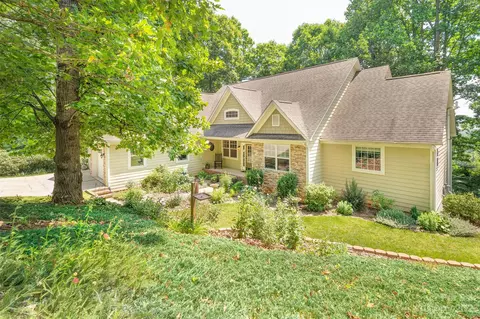 9 Springhead Ct, Arden, NC 28704