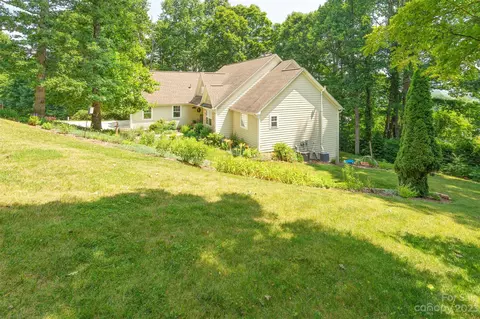 9 Springhead Ct, Arden, NC 28704 photo 5