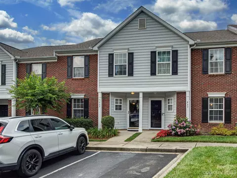 959 Heritage Pkwy, Fort Mill, SC 29715