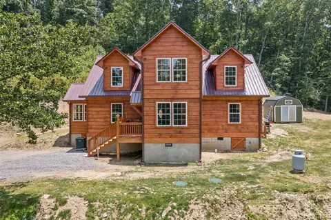 17 Northside Dr, Asheville, NC 28804