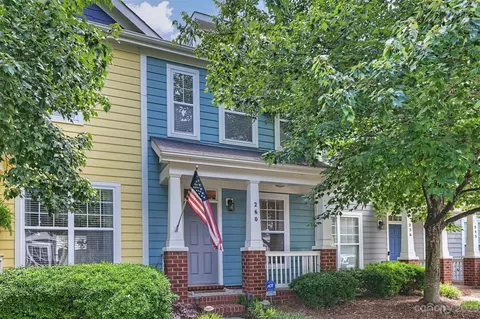 260 Hurston Cir, Charlotte, NC 28208