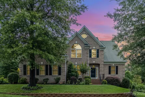 3403 Taviston Dr, Waxhaw, NC 28173