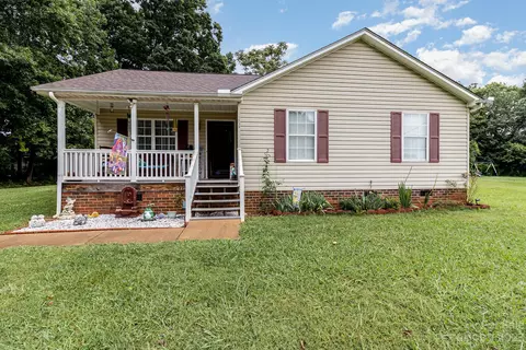 1036 Twin Chapel Dr, Salisbury, NC 28147