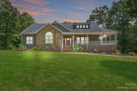 65 Springer Rd, Wadesboro, NC 28170