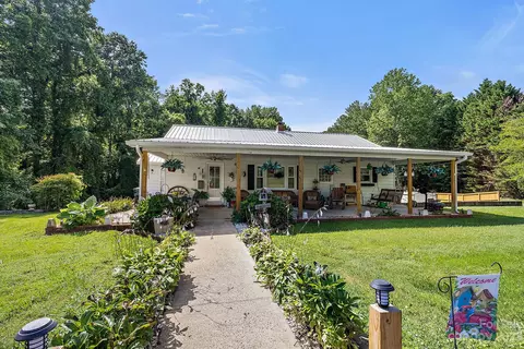 1353 Miles Rd, Dallas, NC 28034