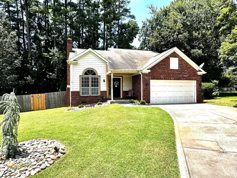 8805 Tarpan Ct, Charlotte, NC 28216