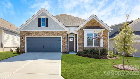 4007 Duplin Dr, Charlotte, NC 28214