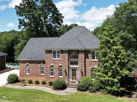 351 Gringley Hill Rd, Fort Mill, SC 29708