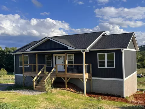 22 Pilgrims Path Ln, Alexander, NC 28701 photo 3