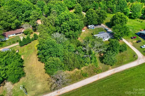 220 Warren Dr, Mount Ulla, NC 28125 photo 9