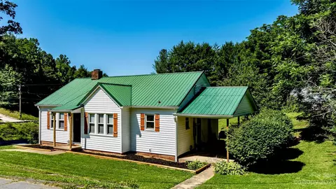 19 Beaman Rd, Marion, NC 28752