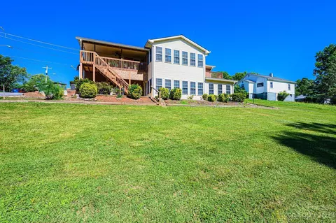 36 Central Ave, Granite Falls, NC 28630 photo 11