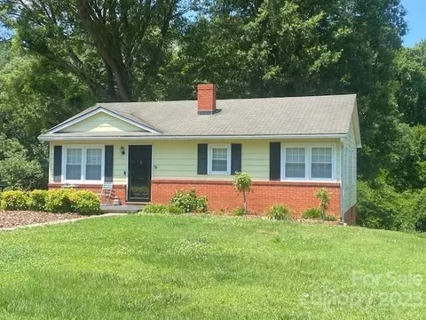 909 N 11th St, Albemarle, NC 28001
