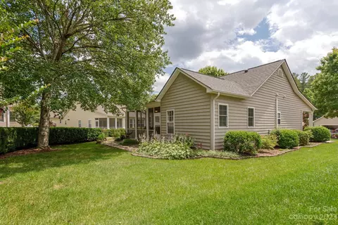192 Cambridge Dr, Brevard, NC 28712 photo 21