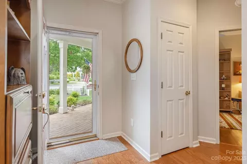 192 Cambridge Dr, Brevard, NC 28712 photo 4